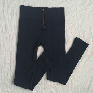 🔪🖤KNIT Q high waisted leggings